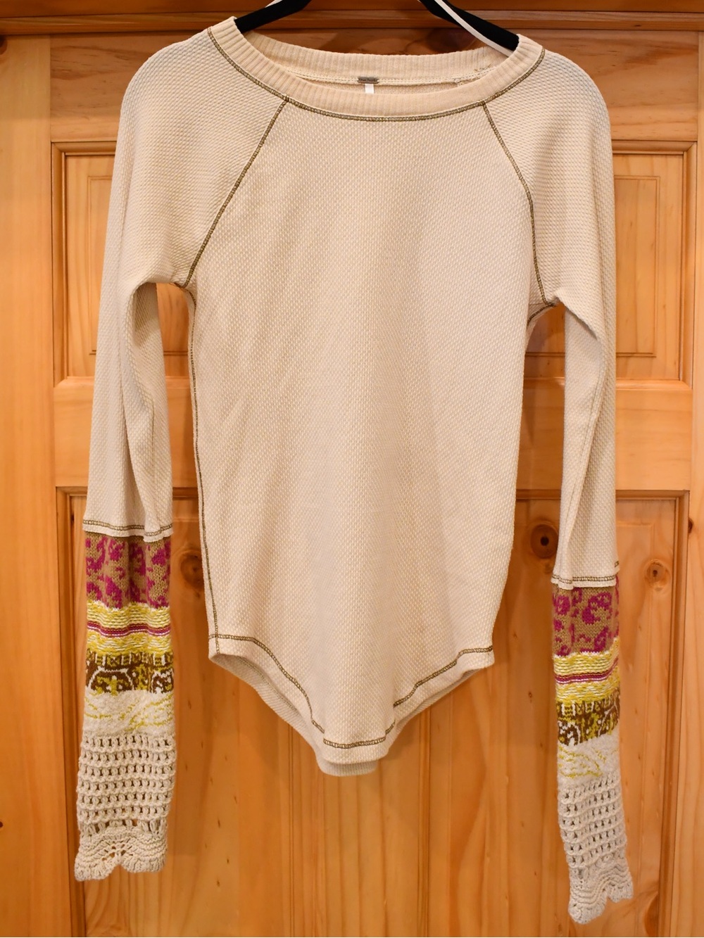 Free People In The Mix Cuff Long Sleeve Knit Top w/ Embroidered Crochet Cuffs M - Picture 3 of 12